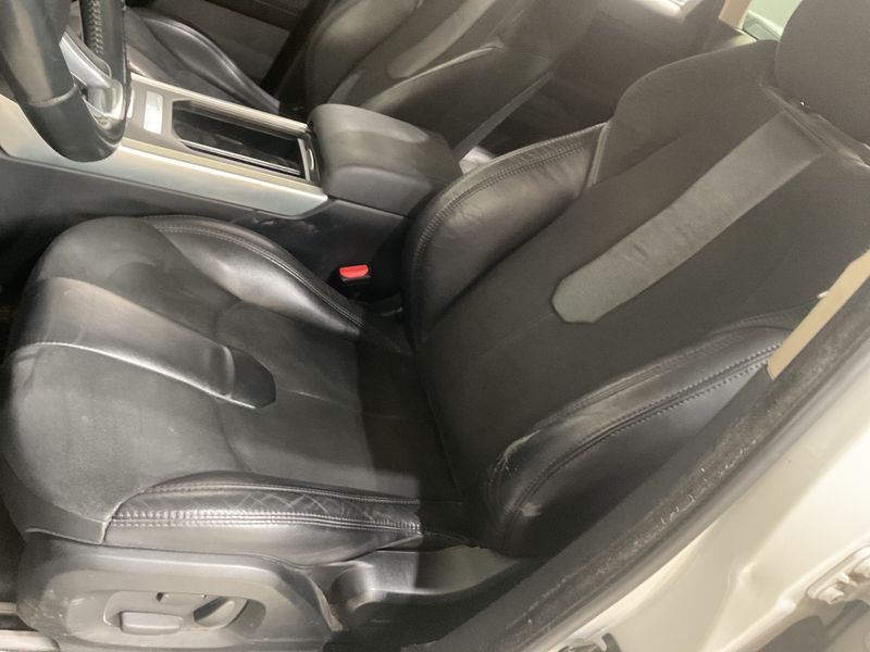 Land Rover Evoque 2.2 Td4 Pure Technik 2015 – снимка 29