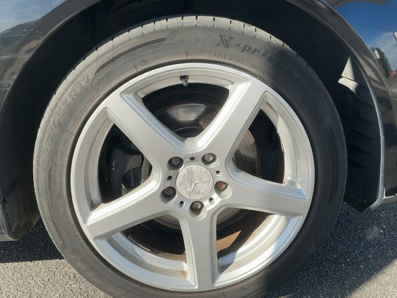 Mercedes-Benz C-Klasse C 220 CDI T BlueEfficiency Avantgarde 2011 – снимка 11