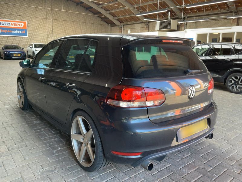 Volkswagen Golf VI 2.0 TSI GTI 2009 – снимка 6