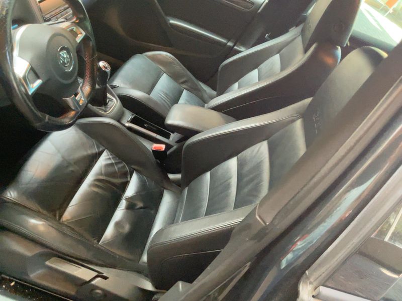 Volkswagen Golf VI 2.0 TSI GTI 2009 – снимка 16
