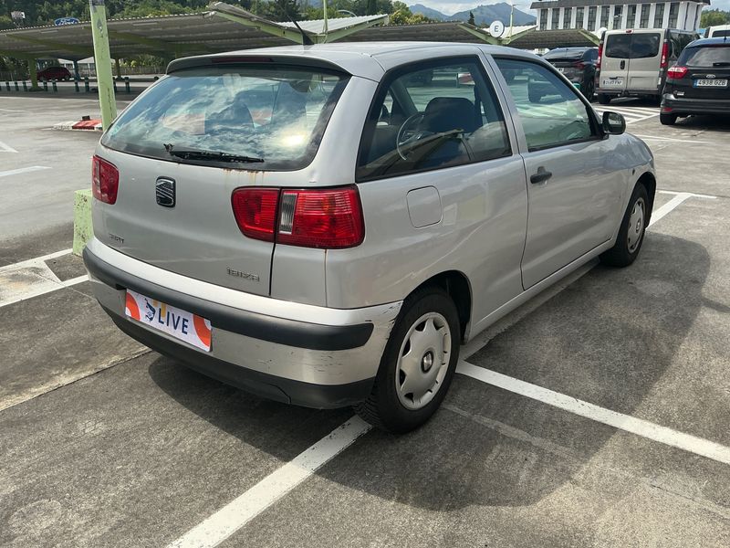 Seat Ibiza 1.4 Stella 2000 – снимка 2