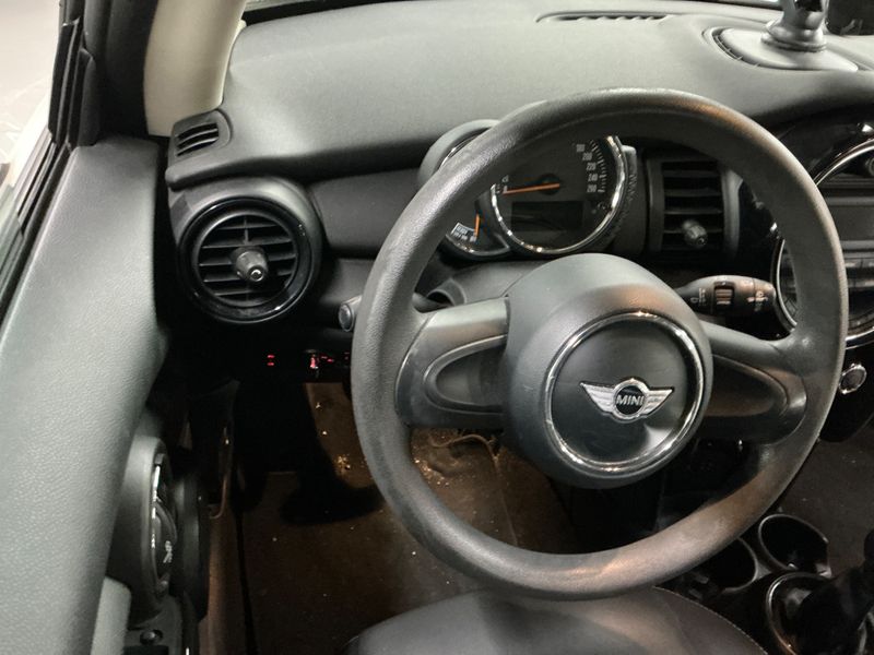MINI One First 2016 – снимка 24