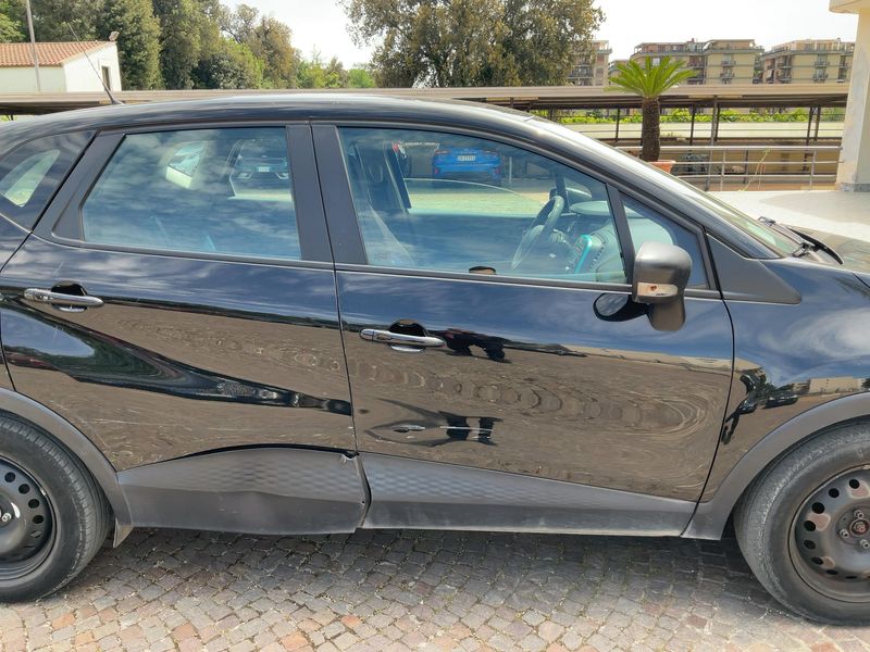 Renault Captur 0.9 TCe Life 2014 – снимка 10