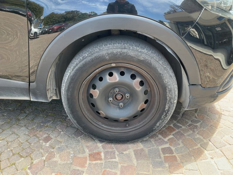 Renault Captur 0.9 TCe Life 2014 – снимка 11