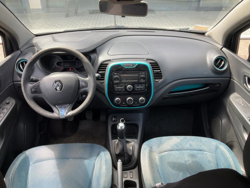 Renault Captur 0.9 TCe Life 2014 – снимка 17