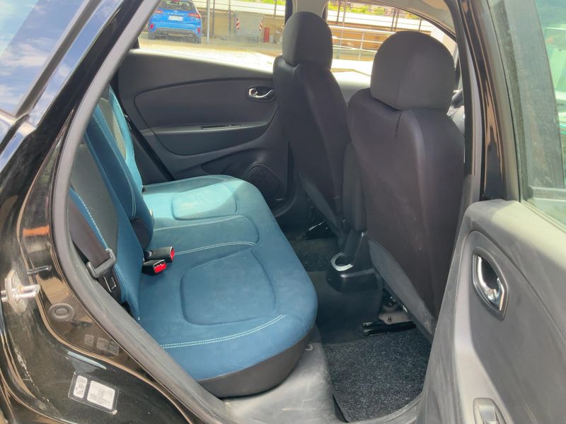 Renault Captur 0.9 TCe Life 2014 – снимка 19