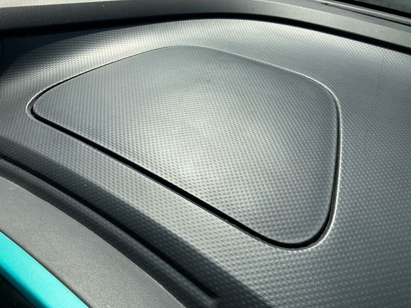 Renault Captur 0.9 TCe Life 2014 – снимка 28
