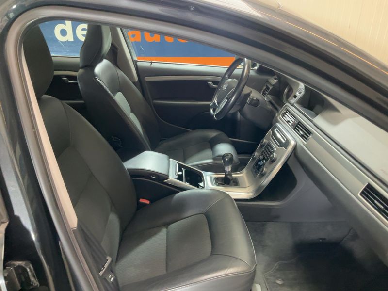Volvo V70 1.6 D2 Momentum 2013 – снимка 16