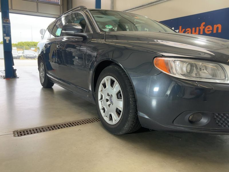 Volvo V70 1.6 D2 Momentum 2013 – снимка 12