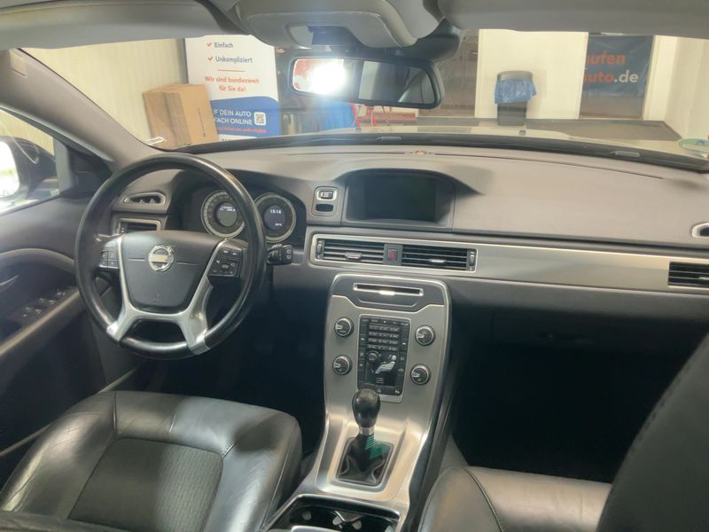 Volvo V70 1.6 D2 Momentum 2013 – снимка 17