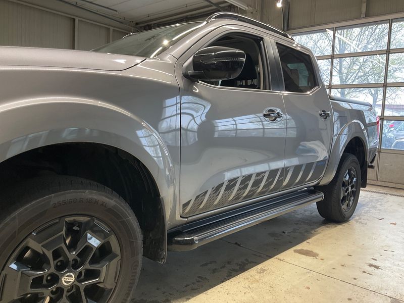 Nissan Navara NP-300 2.3 dCi N-Guard Double Cab 4x4 2022 – снимка 2