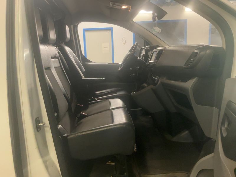 Citroen Jumpy 2.0 Blue-HDi Driver M 2019 – снимка 16
