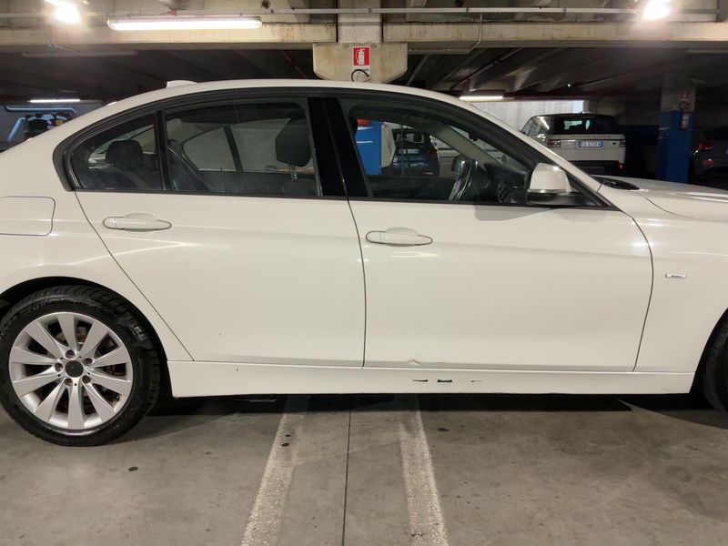 BMW 3er 318d 2014 – снимка на щета