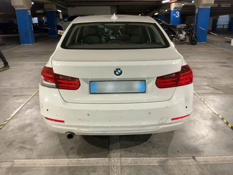 BMW 3er 318d 2014 – снимка на щета