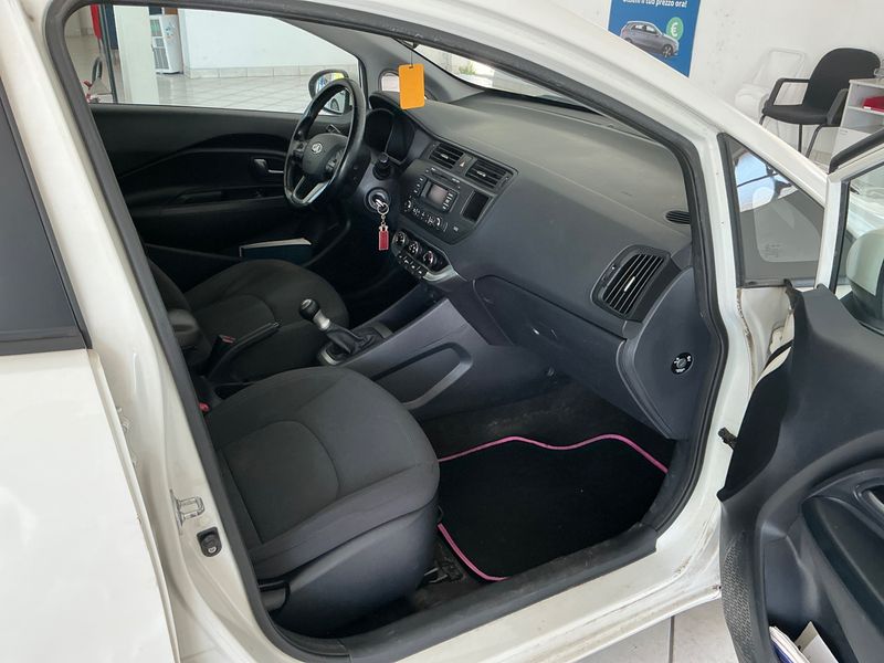 Kia Rio 1.2 Active 2014 – снимка 3