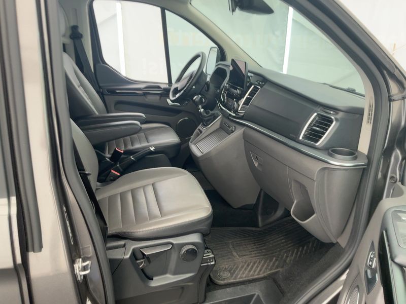 Ford Tourneo Custom 2.0 TDCi Mild-Hybrid 320 L1 Tourneo Titanium 2021 – снимка 17