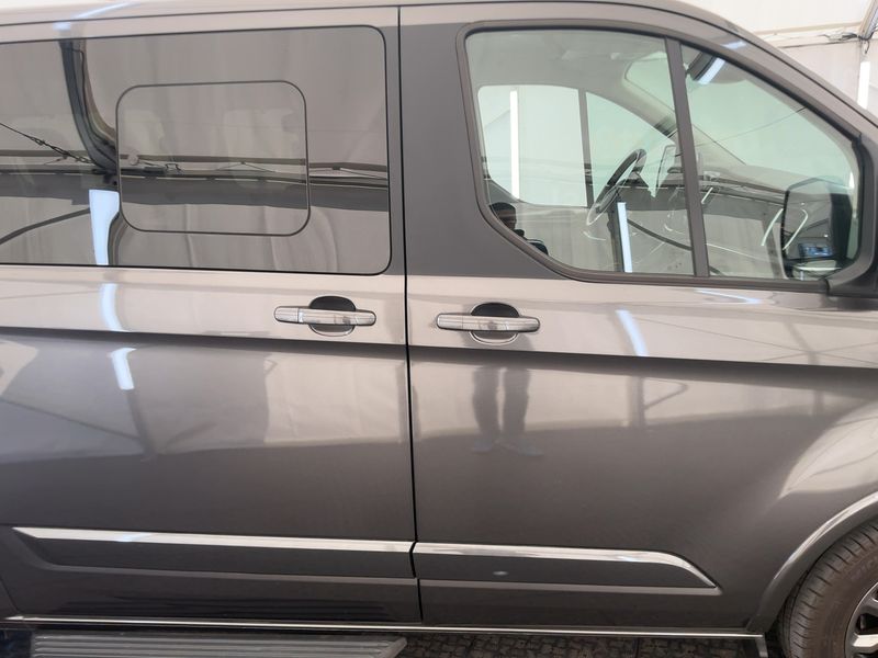 Ford Tourneo Custom 2.0 TDCi Mild-Hybrid 320 L1 Tourneo Titanium 2021 – снимка 10
