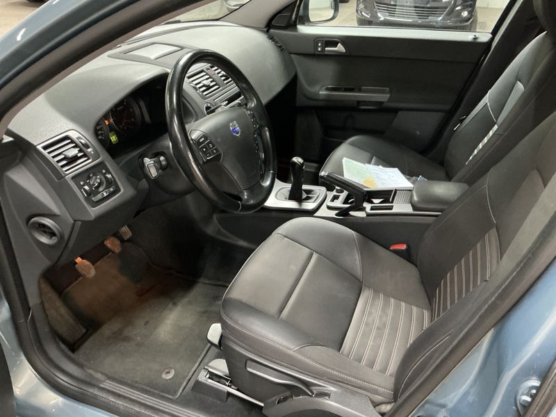 Volvo S40 1.6 DRIVe Kinetic 2009 – снимка 3