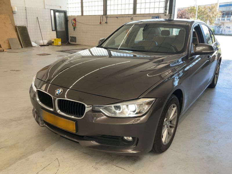 BMW 3er 316i 2014 – снимка 1