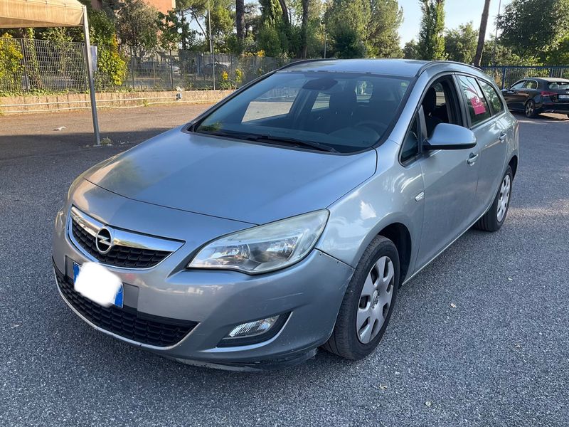 Opel Astra 1.7 CDTI Edition 2011