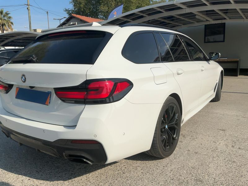 BMW 5er 530d Mild-Hybrid xDrive M Sport 2023 – снимка 8