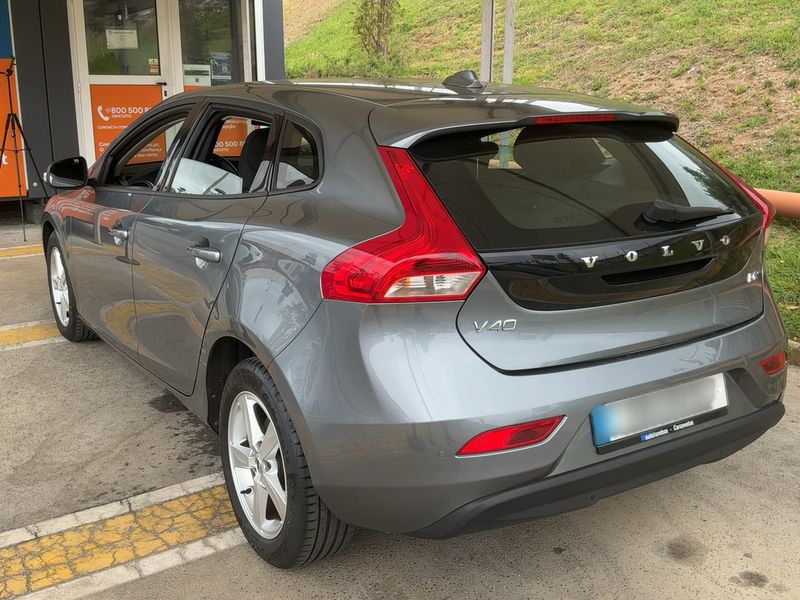 Volvo V40 2.0 D2 Kinetic 2018 – снимка 6