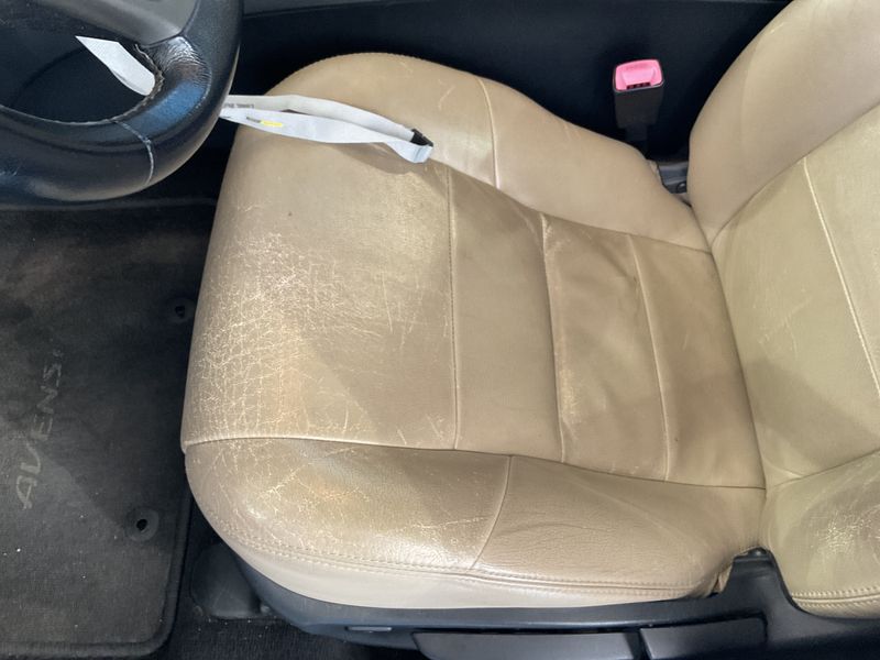 Toyota Avensis 2.0 Executive 2012 – снимка 26