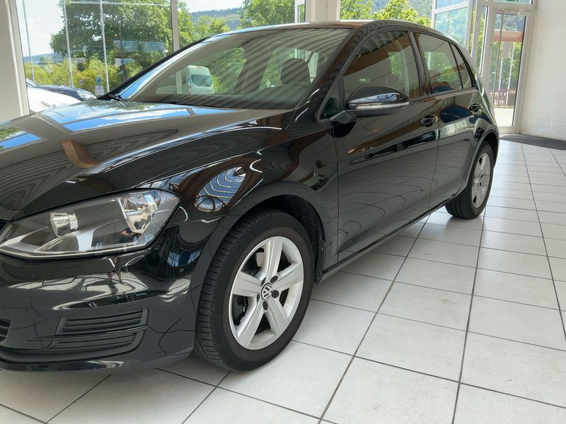 Volkswagen Golf VII 1.6 TDI Comfortline BlueMotion Tech 2015 – снимка 2
