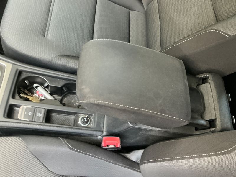 Volkswagen Golf VII 1.6 TDI Comfortline BlueMotion Tech 2015 – снимка на щета 49