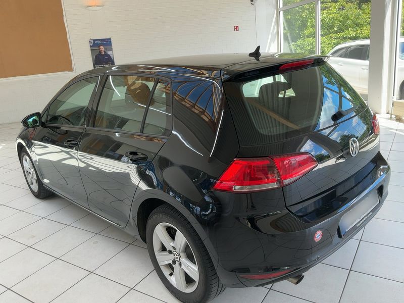Volkswagen Golf VII 1.6 TDI Comfortline BlueMotion Tech 2015 – снимка на щета 6