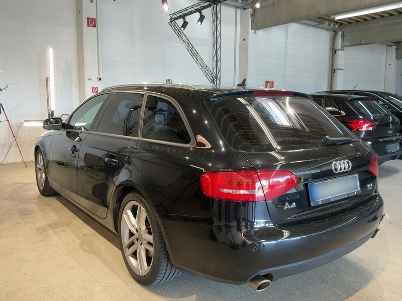 Audi A4 3.0 V6 TDI quattro S line Sportpaket plus 2011 – снимка на щета