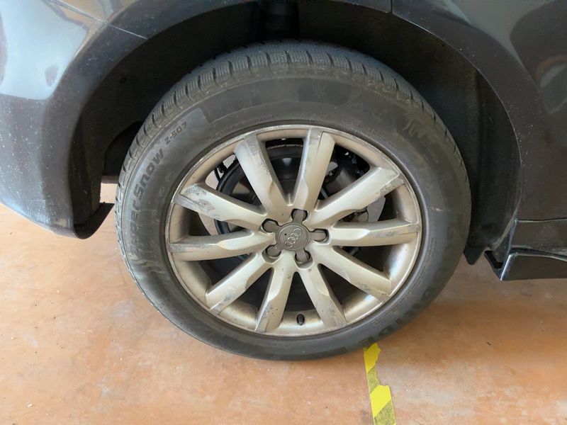 Audi Q5 2.0 TFSI quattro 2011 – снимка 9