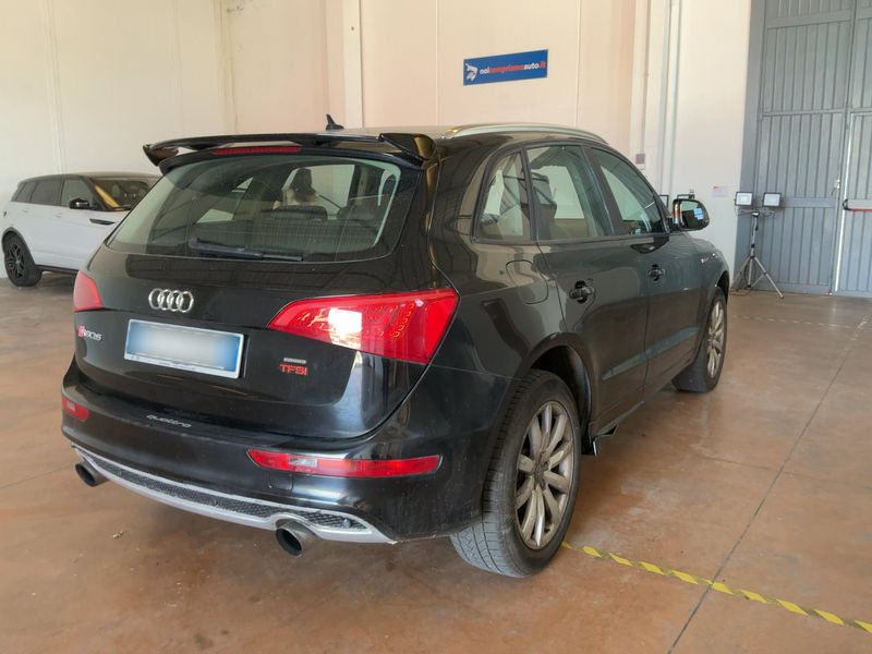 Audi Q5 2.0 TFSI quattro 2011 – снимка 8