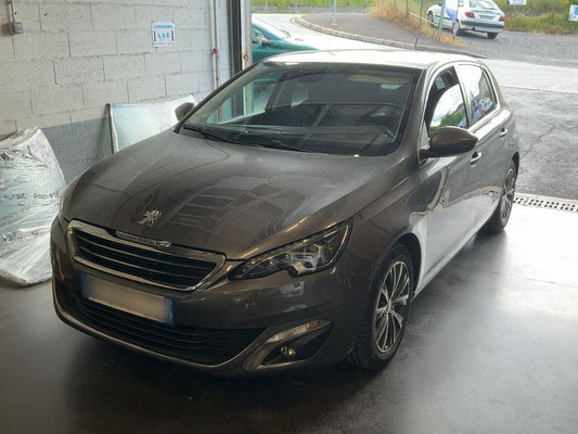 Peugeot 308 1.2 e-THP Allure 2016 – снимка 1