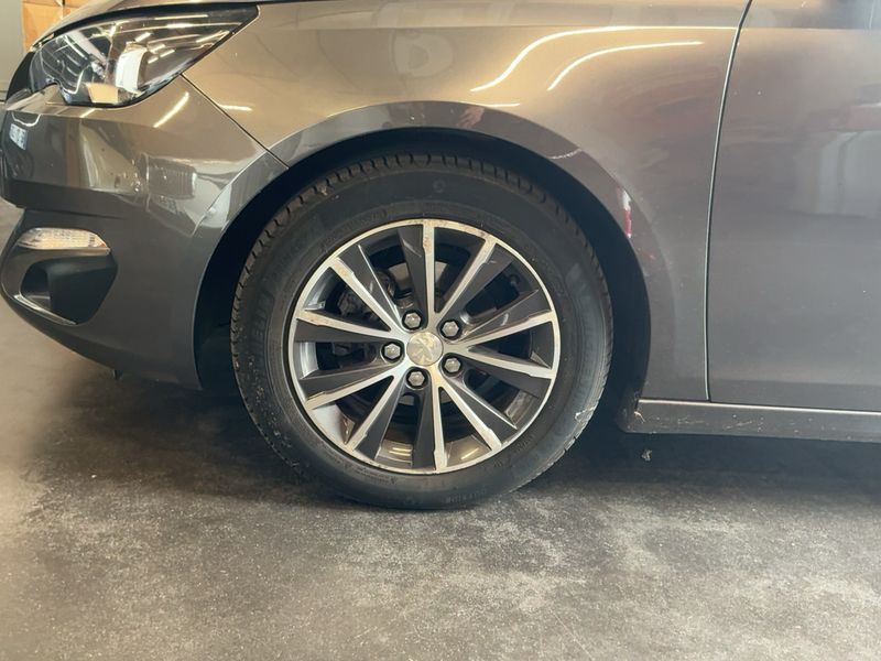 Peugeot 308 1.2 e-THP Allure 2016 – снимка 3