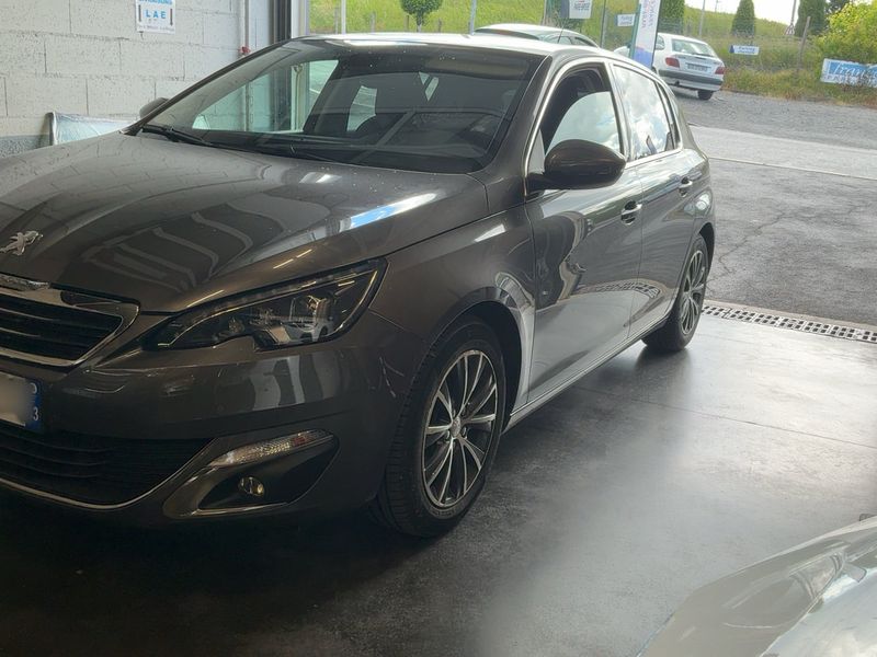 Peugeot 308 1.2 e-THP Allure 2016 – снимка 2