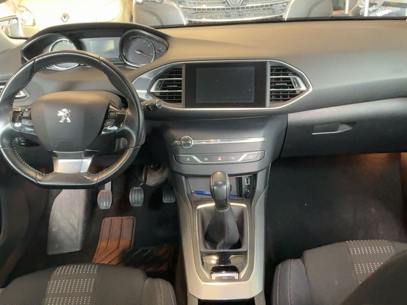 Peugeot 308 1.2 e-THP Allure 2016 – снимка 17