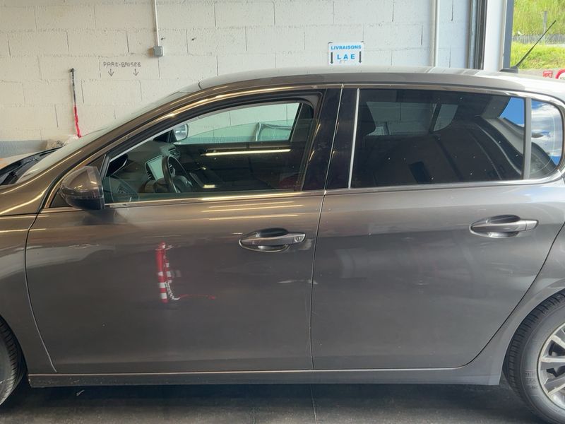 Peugeot 308 1.2 e-THP Allure 2016 – снимка 4