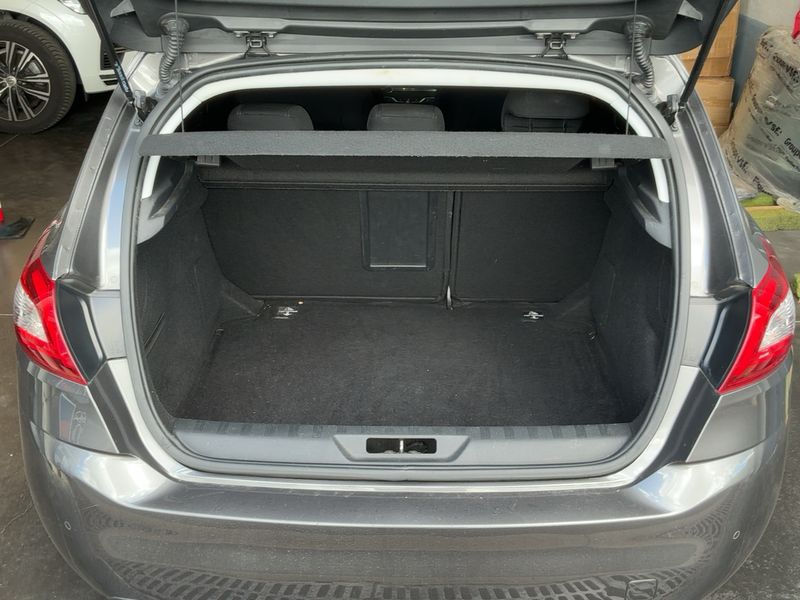 Peugeot 308 1.2 e-THP Allure 2016 – снимка 15