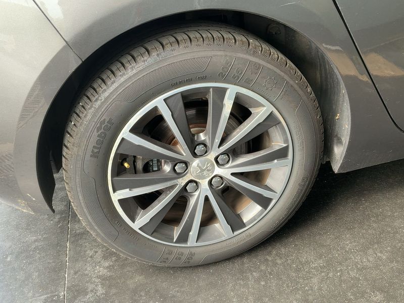 Peugeot 308 1.2 e-THP Allure 2016 – снимка 9