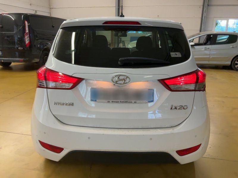 Hyundai ix20 1.4 Intuitive Blue 2016 – снимка 7