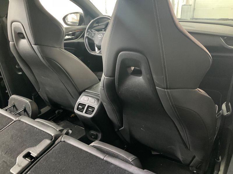 Opel Insignia Sports Tourer 2.0 CDTI GSi 4x4 2018 – снимка 32