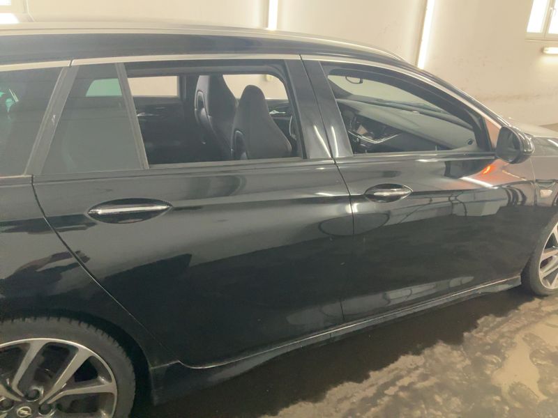 Opel Insignia Sports Tourer 2.0 CDTI GSi 4x4 2018 – снимка 10