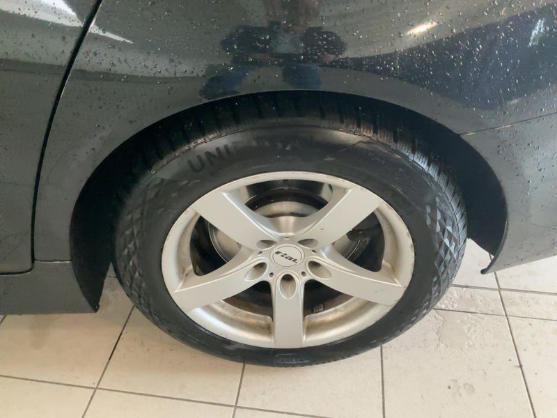 BMW 5er 520d 2011 – снимка 17