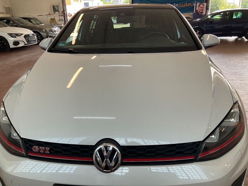 Volkswagen Golf VII 2.0 TFSI GTI "Performance" BlueMotion Tech 2016 – снимка 27