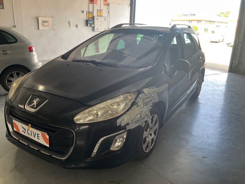 Peugeot 308 1.6 HDi Active 2012 – снимка 1