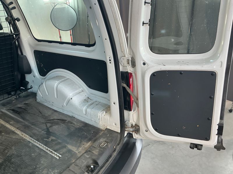 Volkswagen Caddy 2.0 TDI Maxi Conceptline 4Motion BlueMotion Tech 2019 – снимка 36