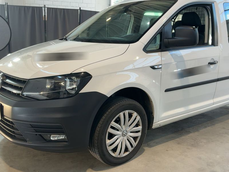 Volkswagen Caddy 2.0 TDI Maxi Conceptline 4Motion BlueMotion Tech 2019 – снимка 2