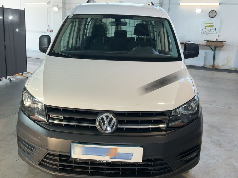 Volkswagen Caddy 2.0 TDI Maxi Conceptline 4Motion BlueMotion Tech 2019 – снимка 14
