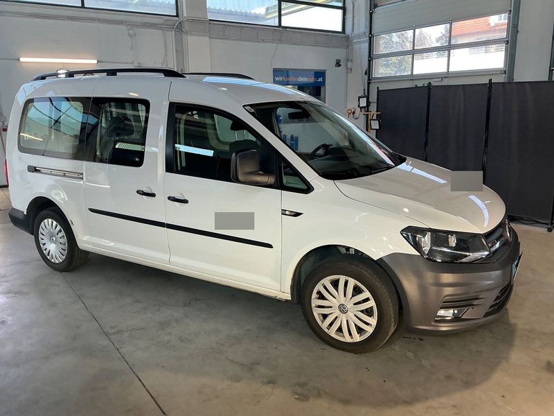 Volkswagen Caddy 2.0 TDI Maxi Conceptline 4Motion BlueMotion Tech 2019 – снимка 12